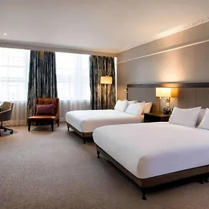 Hilton Carlton Otel