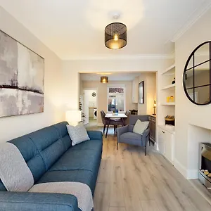  Tatil Evi It's Broadway Baby! Great House Close To Centre Birleşik Krallık