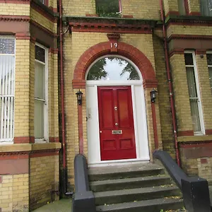 No 3 At Ivanhoe - 1 Bed Near Sefton Park And Lark Lane Apartment