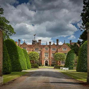 ***** Otel Great Fosters - Near Windsor Birleşik Krallık