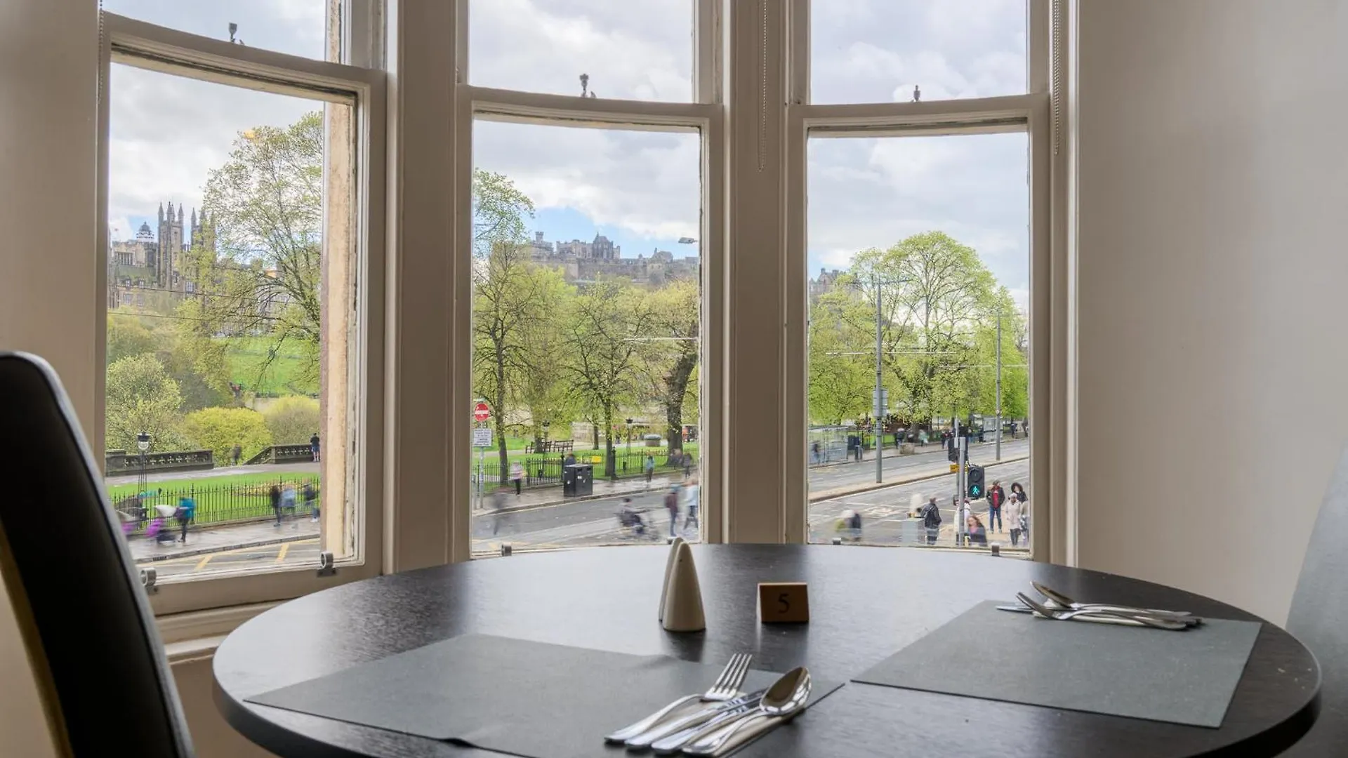 Old Waverley Hotel Edinburgh 3*,  Velká Británie