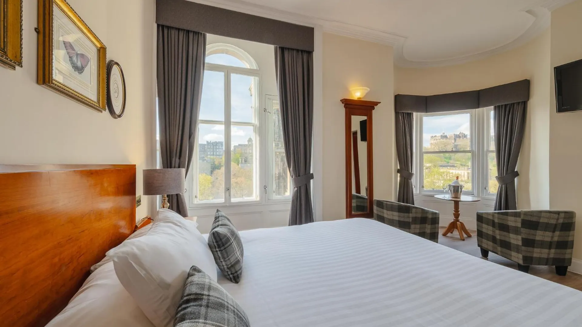 Old Waverley Hotel Edinburgh