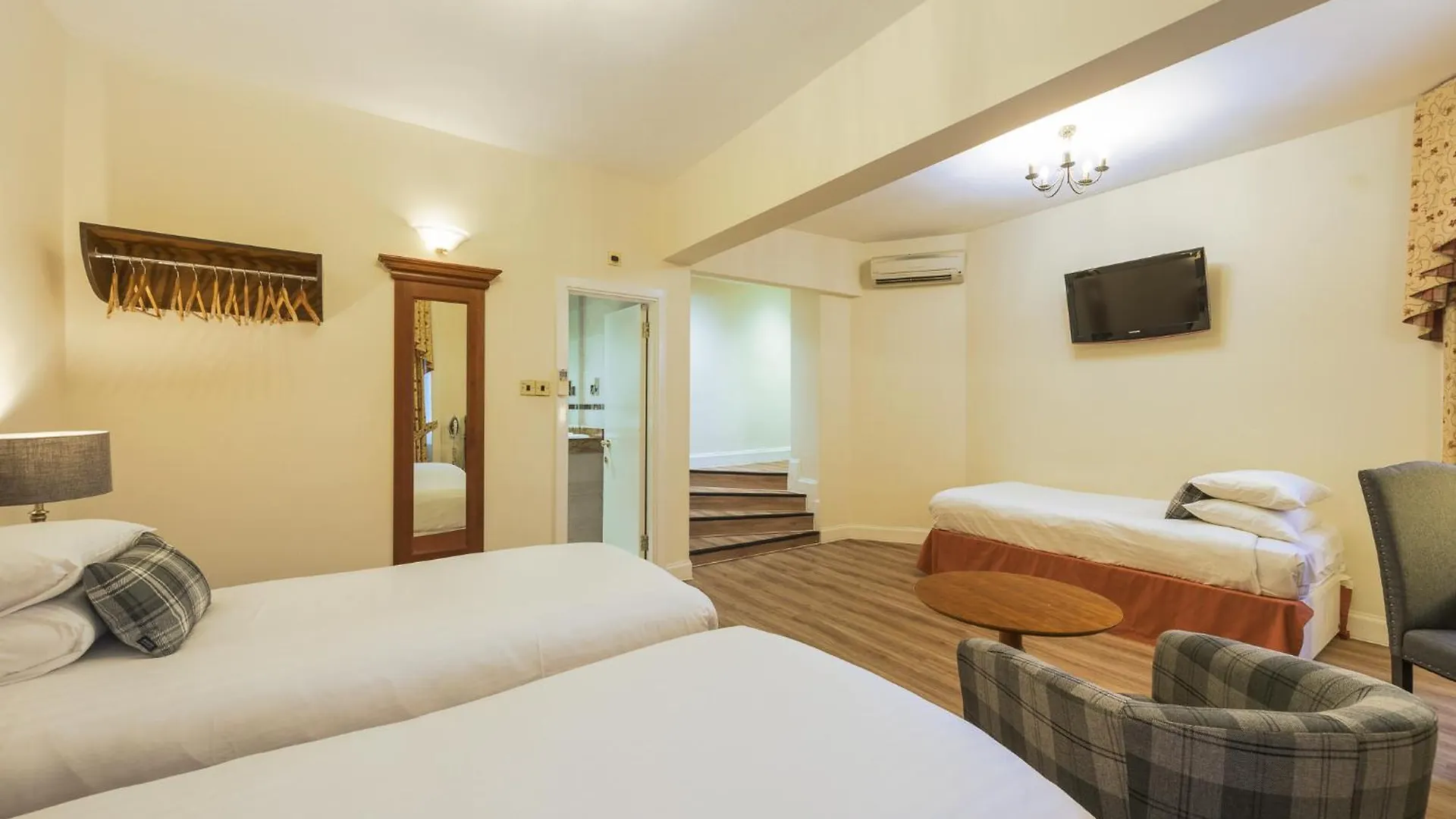 Old Waverley Hotel Edinburgh 3*,  United Kingdom