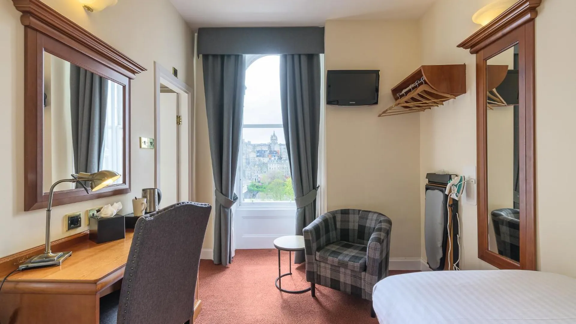 Old Waverley Hotel Edinburgh