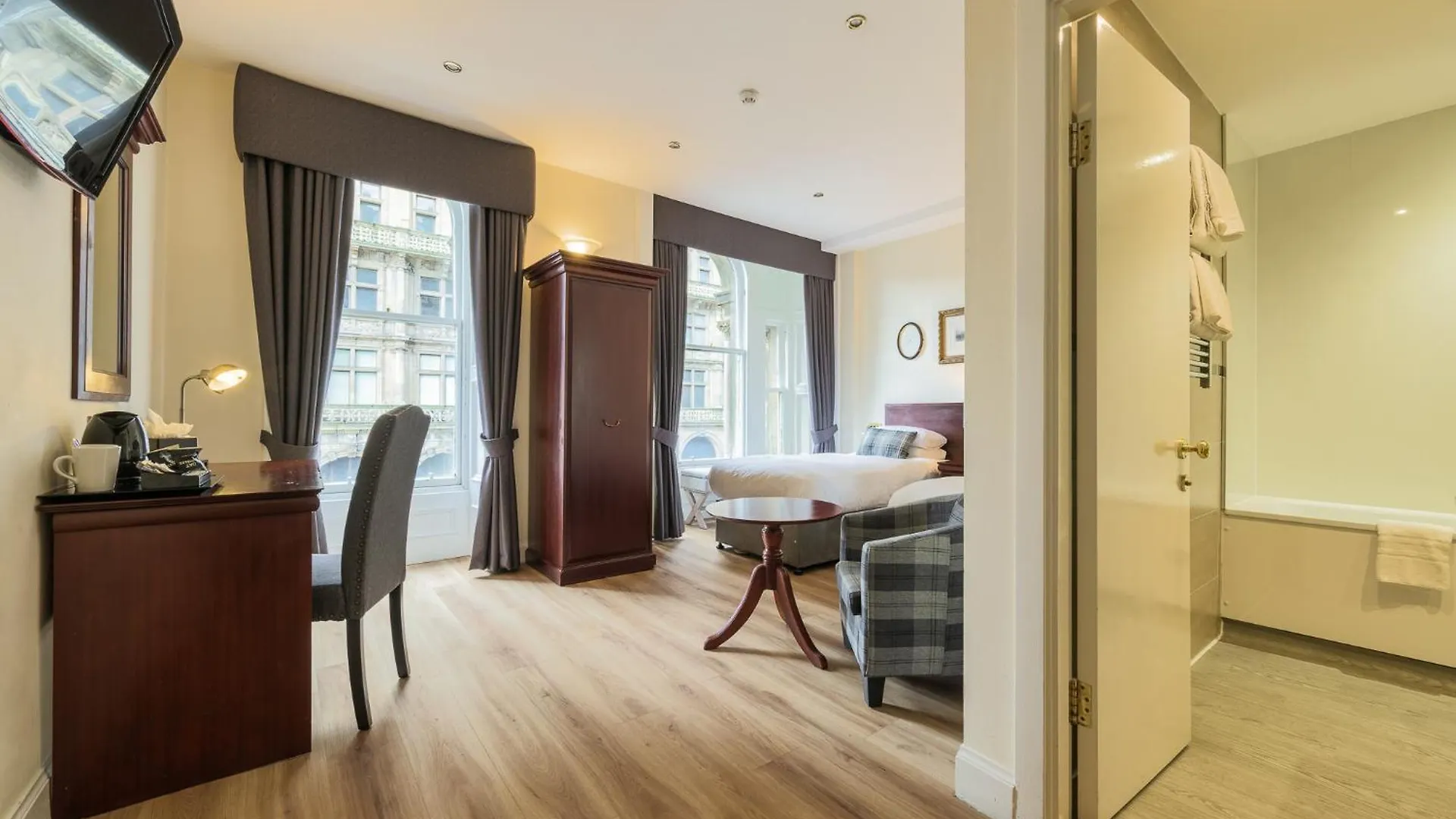 Old Waverley Hotel Edinburgh 3*,  Velká Británie